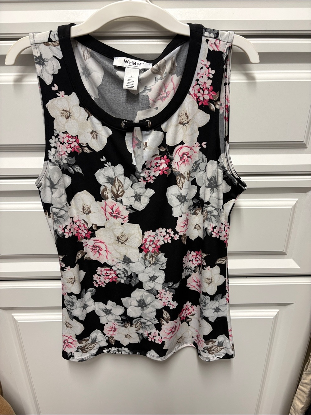 White House Black Market Black Floral Keyhole Tank with Pink & White Blooms